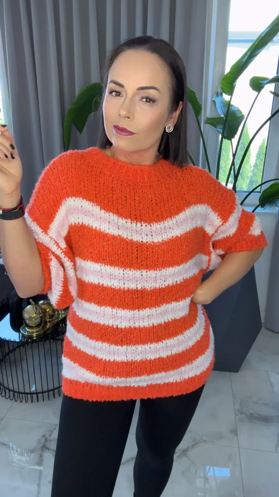 Sweter pomarańczowy w paski mięciutki wygodny – miniatura 5 z 8