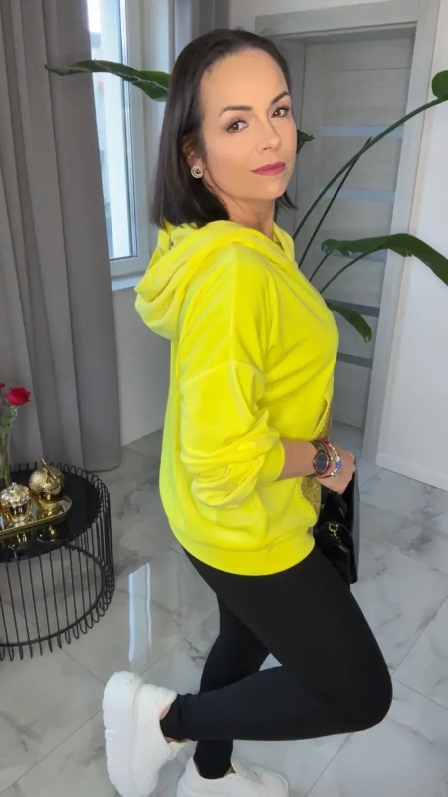 Bluza Lola Bianka welurowa żółta – miniatura 5 z 9