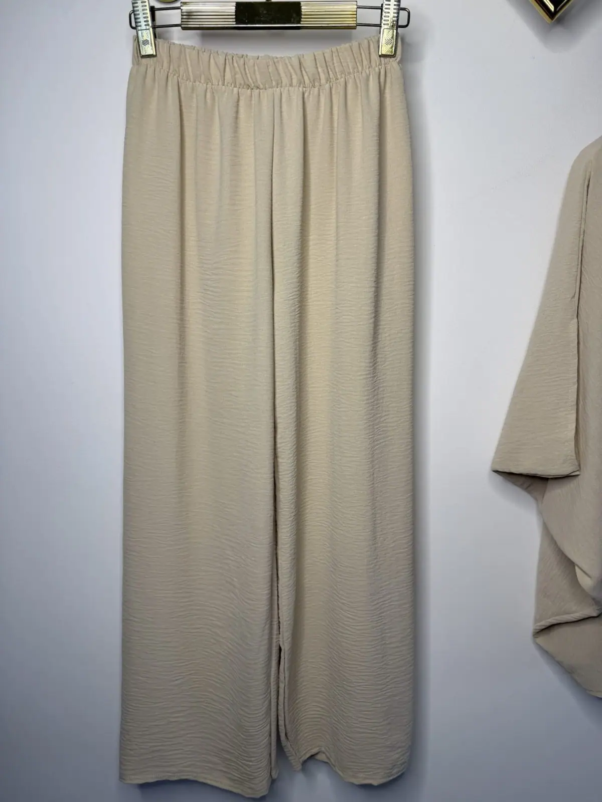 Komplet beżowy elegancki dres wygodny – miniatura 11 z 14