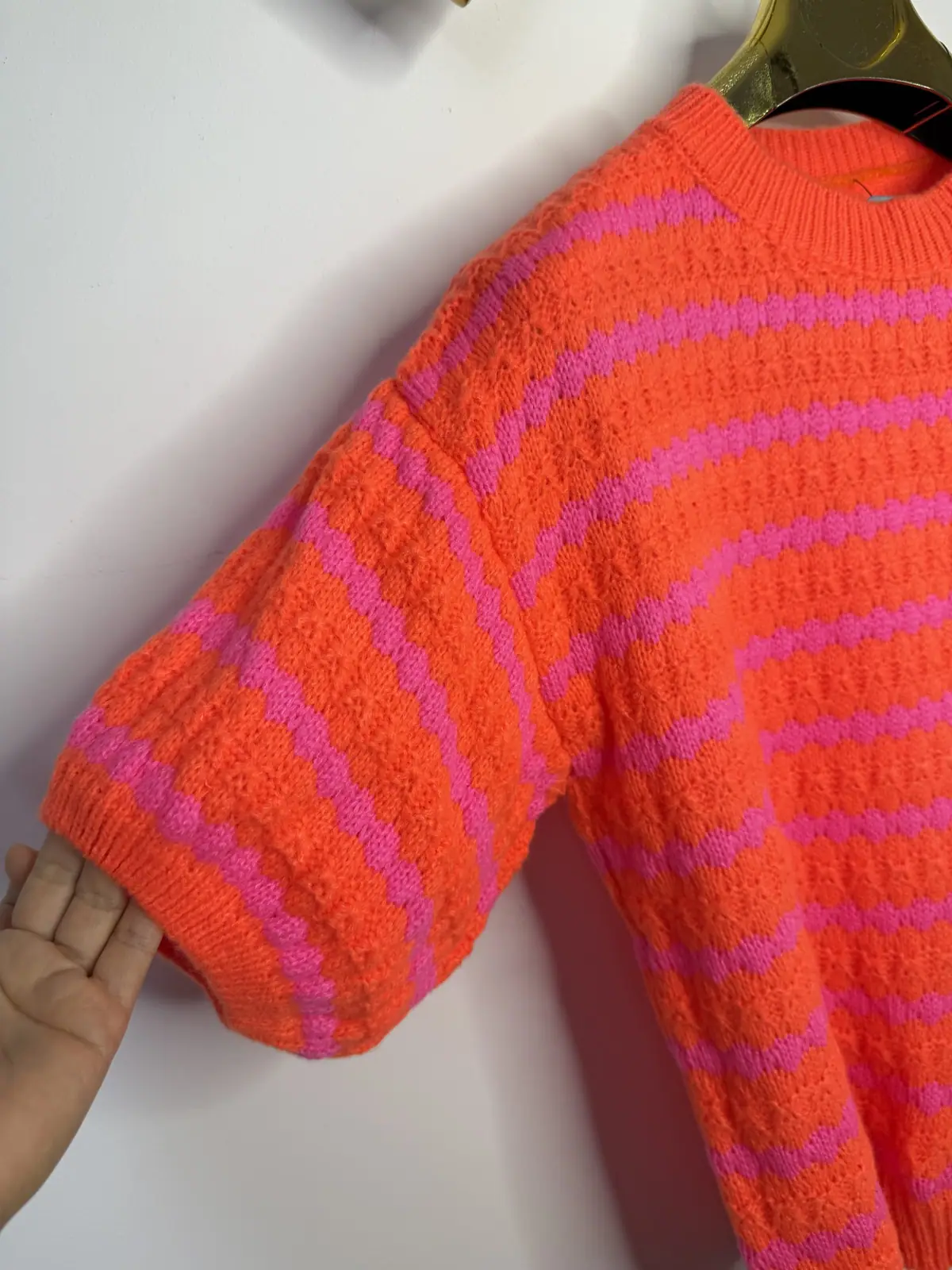 Sweter neon pomarańcz krótki rękaw – miniatura 9 z 9