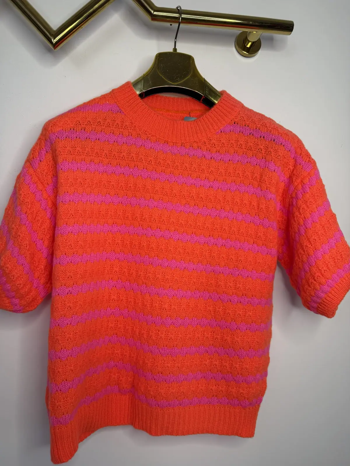 Sweter neon pomarańcz krótki rękaw – miniatura 7 z 9