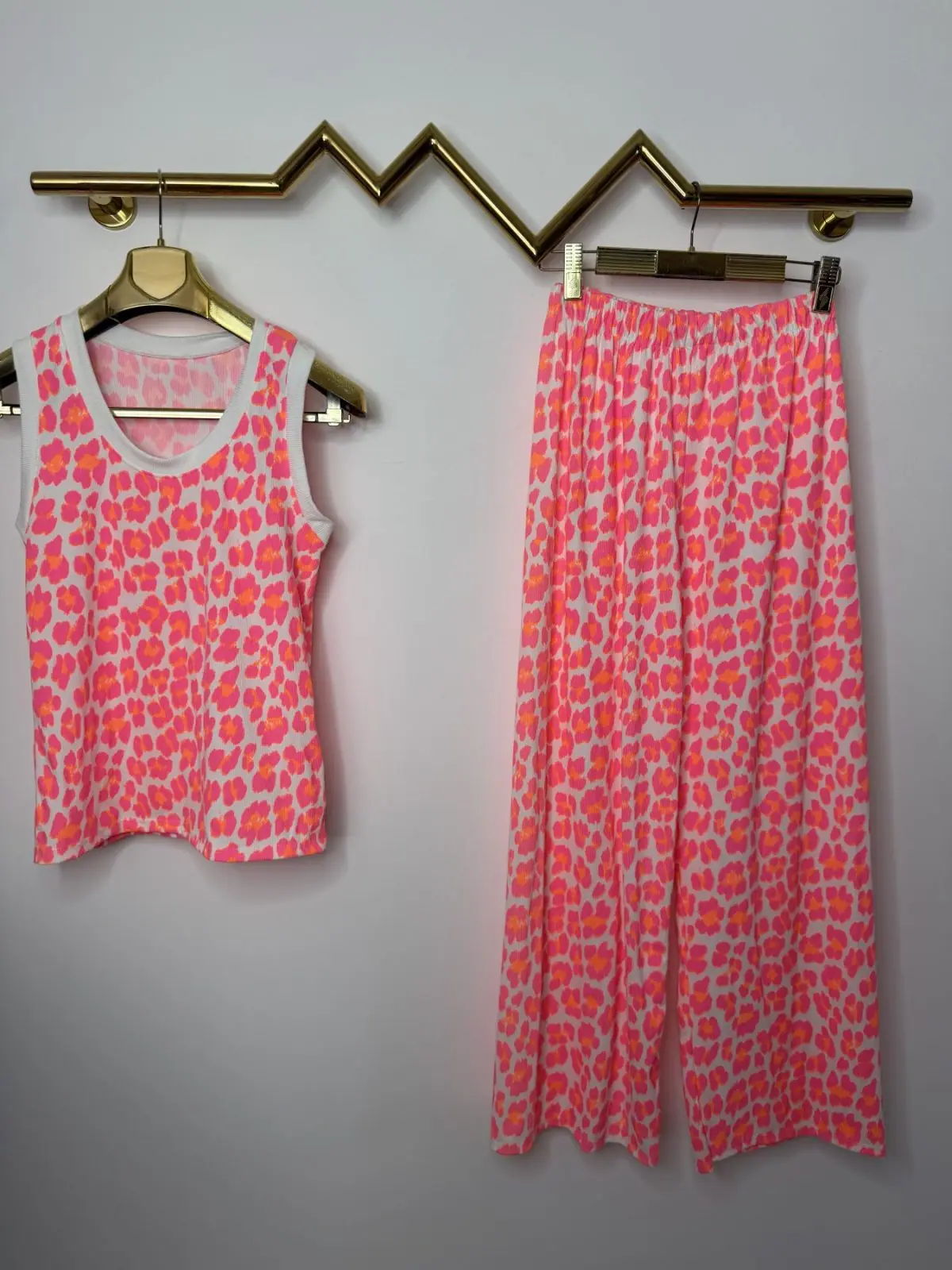 Komplet letni neon piękny dres panterka – miniatura 7 z 12