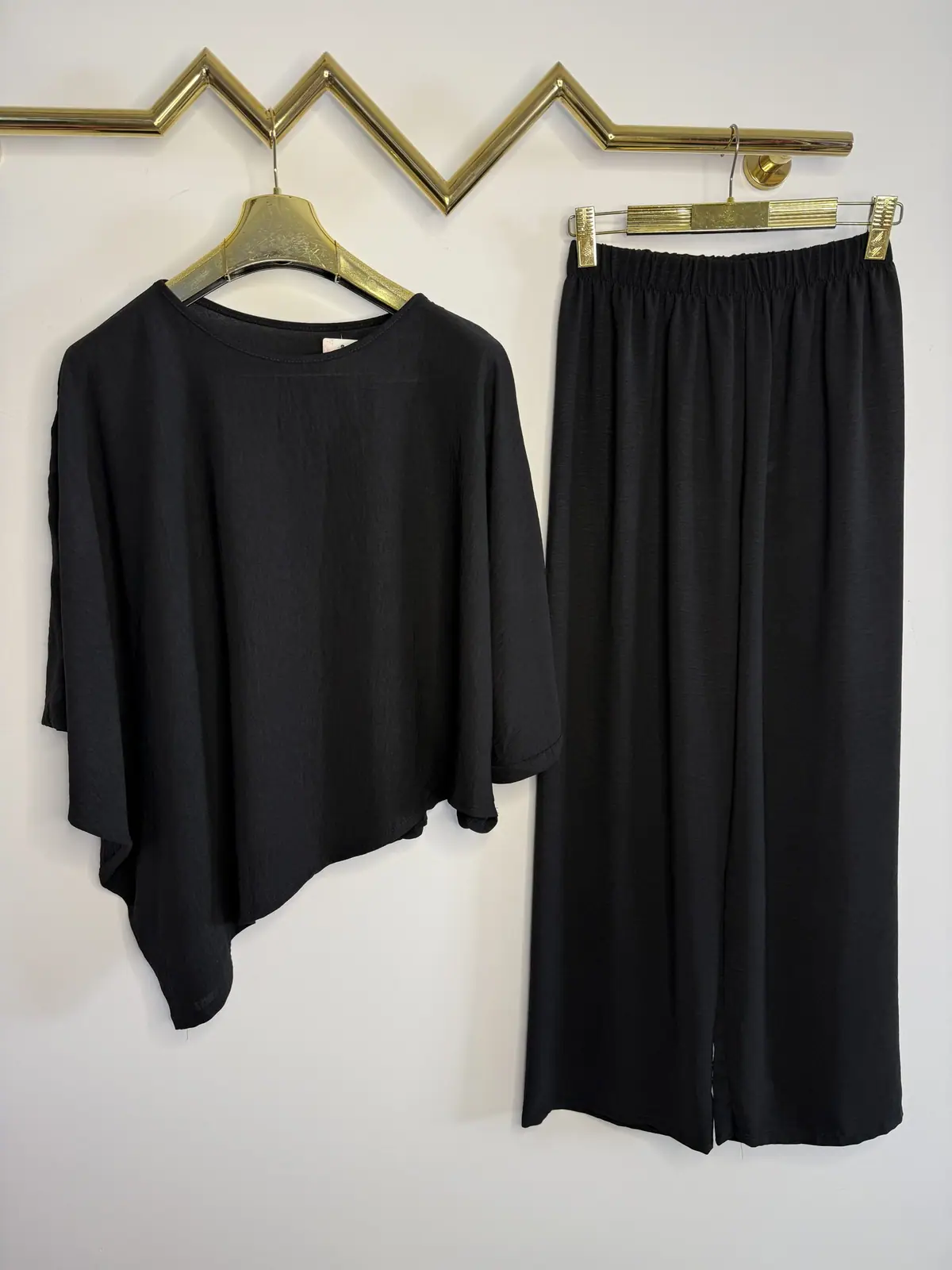 Komplet czarny elegancki dres piękny – miniatura 9 z 12