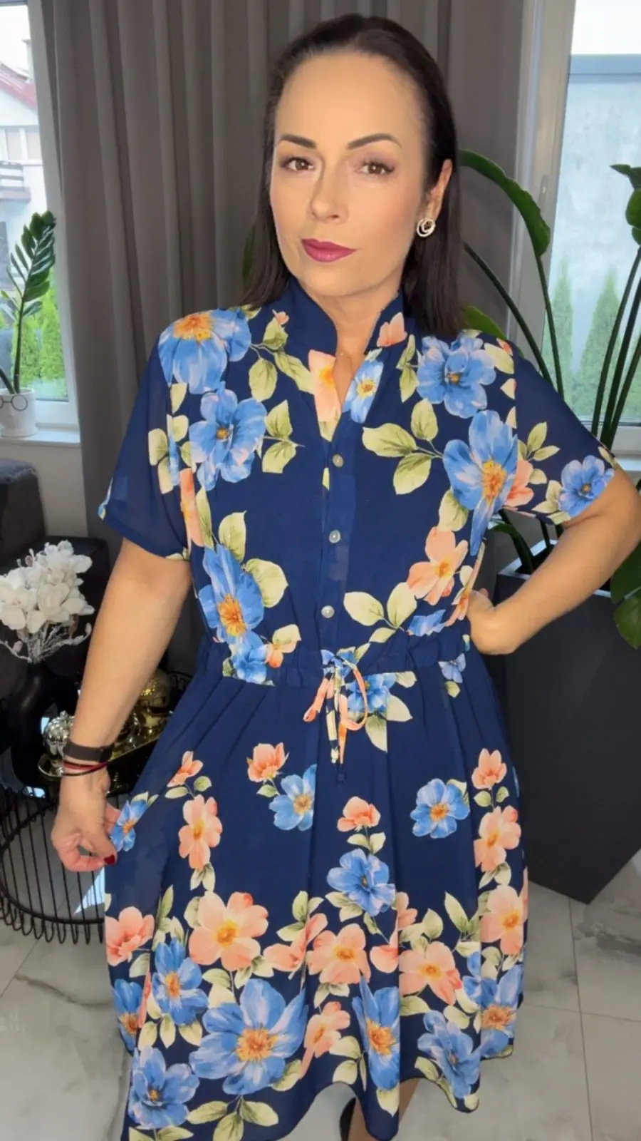 Sukienka elegancka chabrowa w kwiaty – miniatura 8 z 14