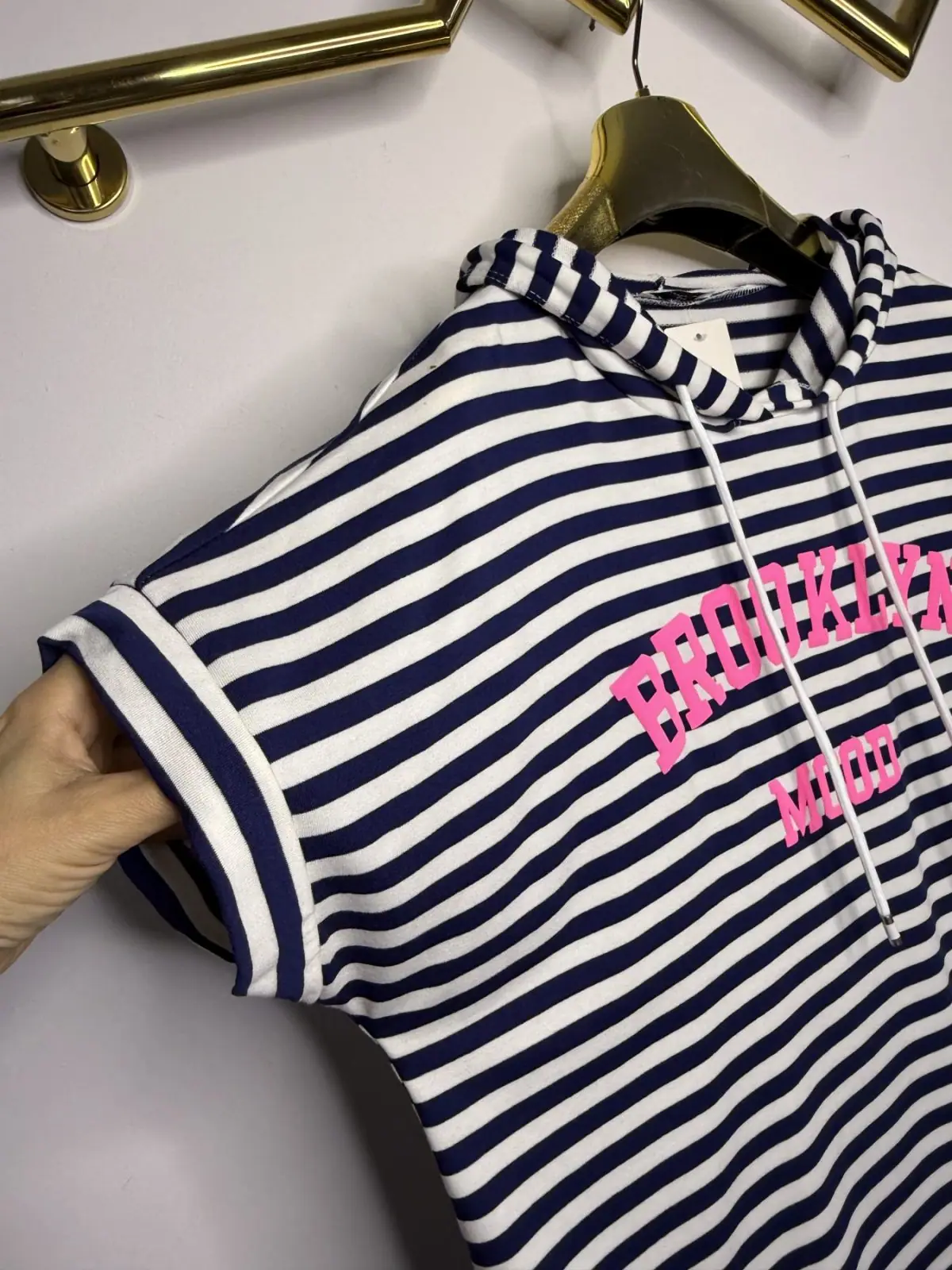 Bluza granatowa z kapturem w paski Brooklyn – miniatura 10 z 11