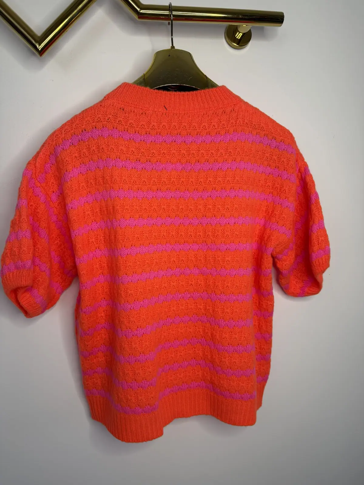 Sweter neon pomarańcz krótki rękaw – miniatura 8 z 9