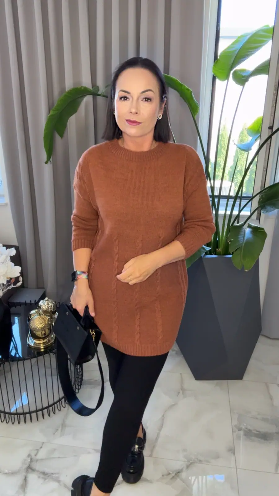 Sweter brązowy dłuższy z długim rękawkiem – miniatura 3 z 11