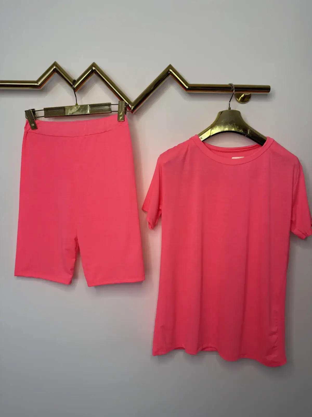 Komplet letni tshirt i kolarki neon koral – miniatura 9 z 12