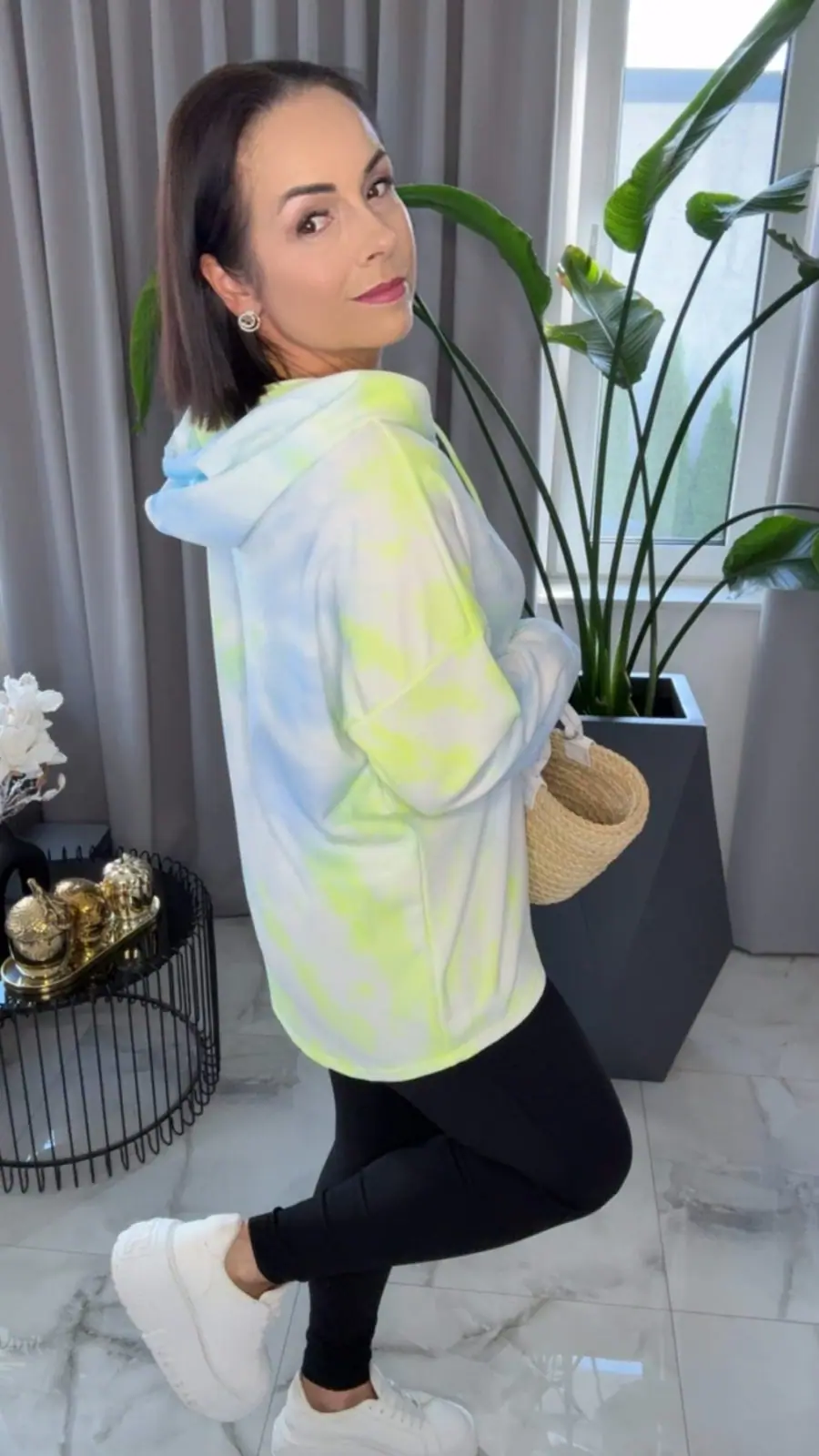 Bluza z kapturem fluo neon – miniatura 4 z 9