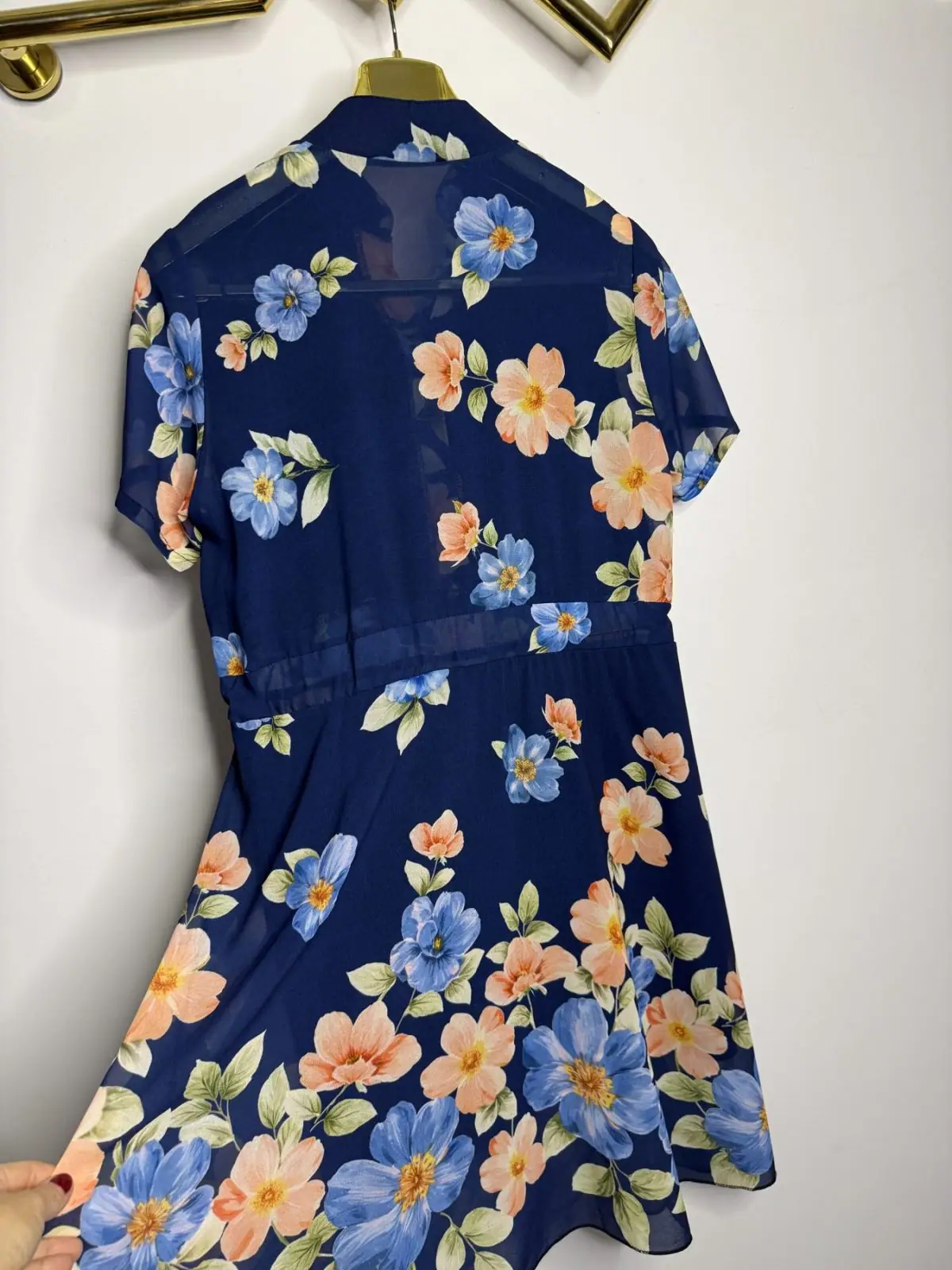 Sukienka elegancka chabrowa w kwiaty – miniatura 14 z 14