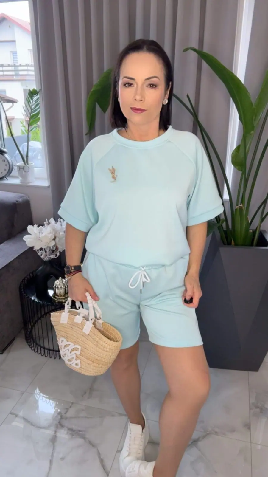 Komplet letni niebieski bermudy i bluza – miniatura 7 z 11