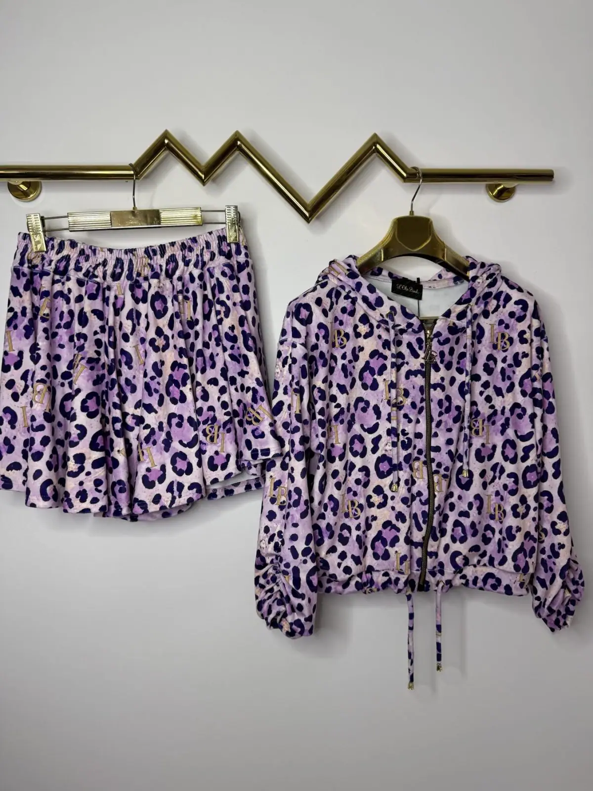 Dres Lola Bianka welurowy panterka fiolet – miniatura 9 z 14