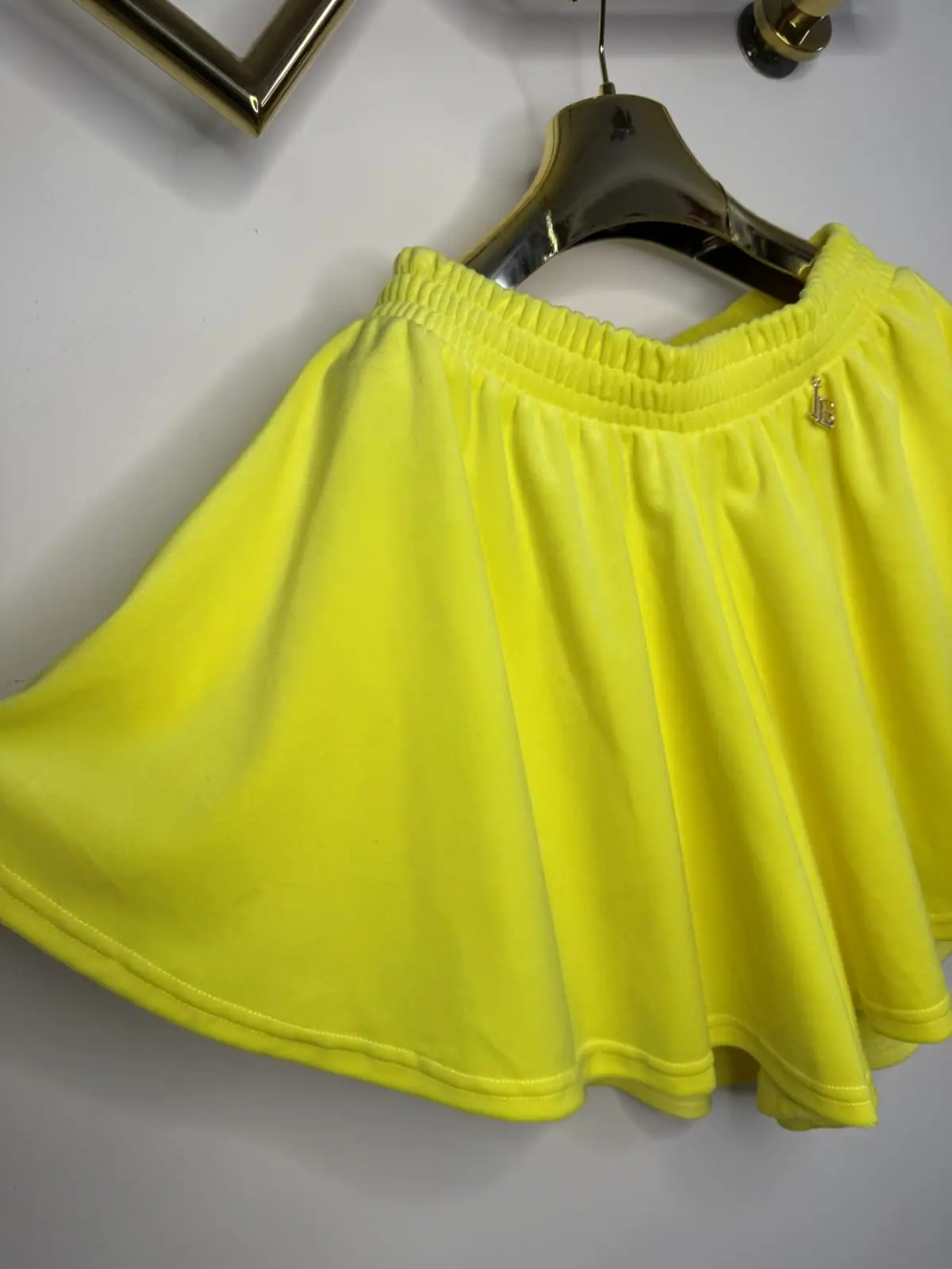 Spodenki Lola Bianka welurowe neon żółty – miniatura 6 z 9