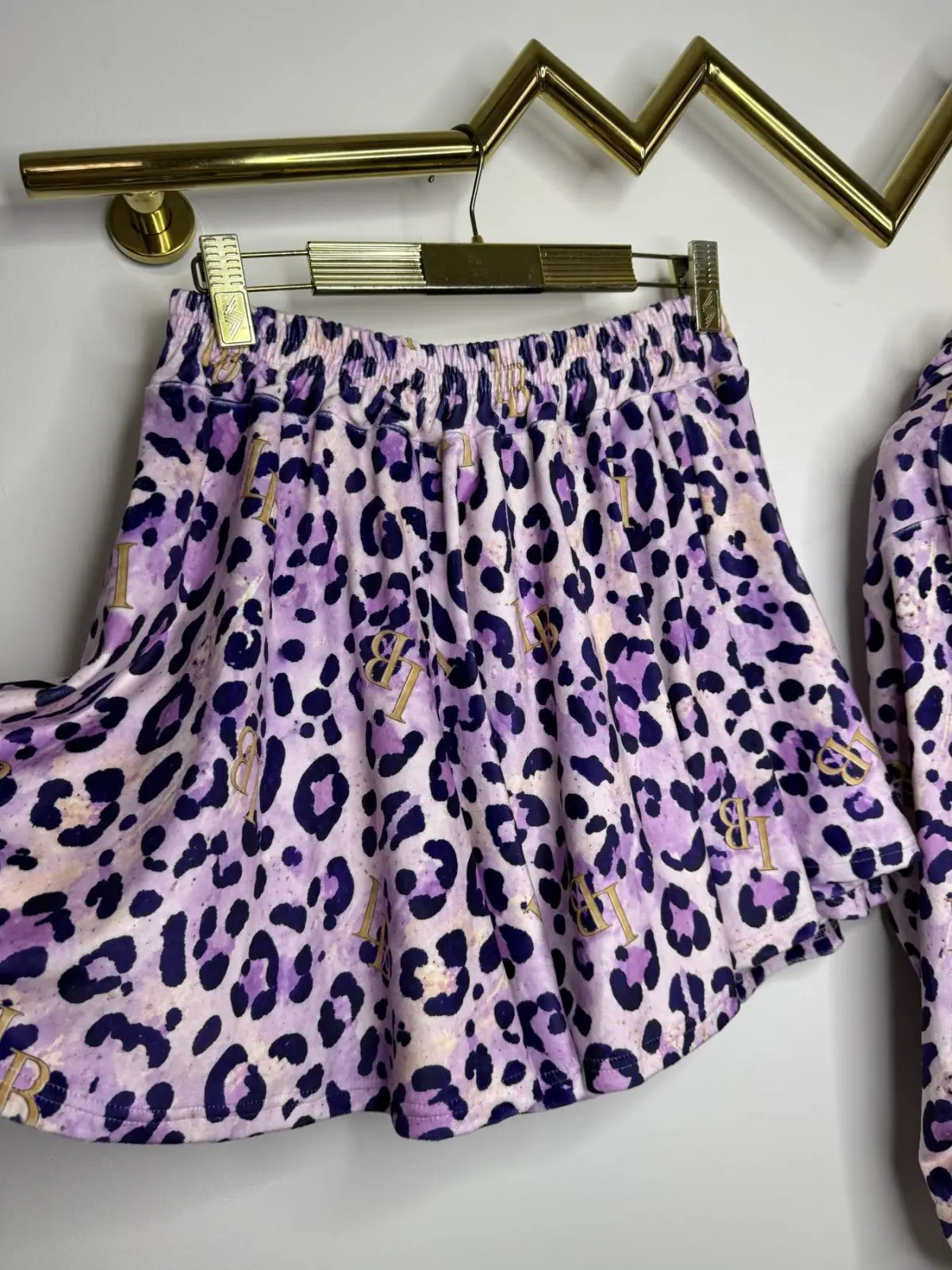 Dres Lola Bianka welurowy panterka fiolet – miniatura 10 z 14