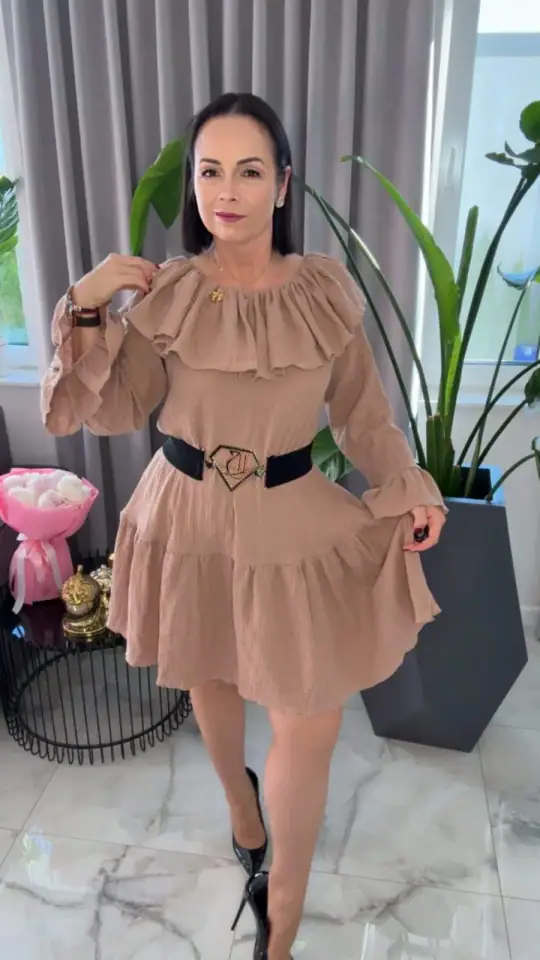 Sukienka Pink Mania hiszpanka beżowa piękna, Lola Bianka, zdjęcie 1 z 2 – odzież damska Victoria Fashion