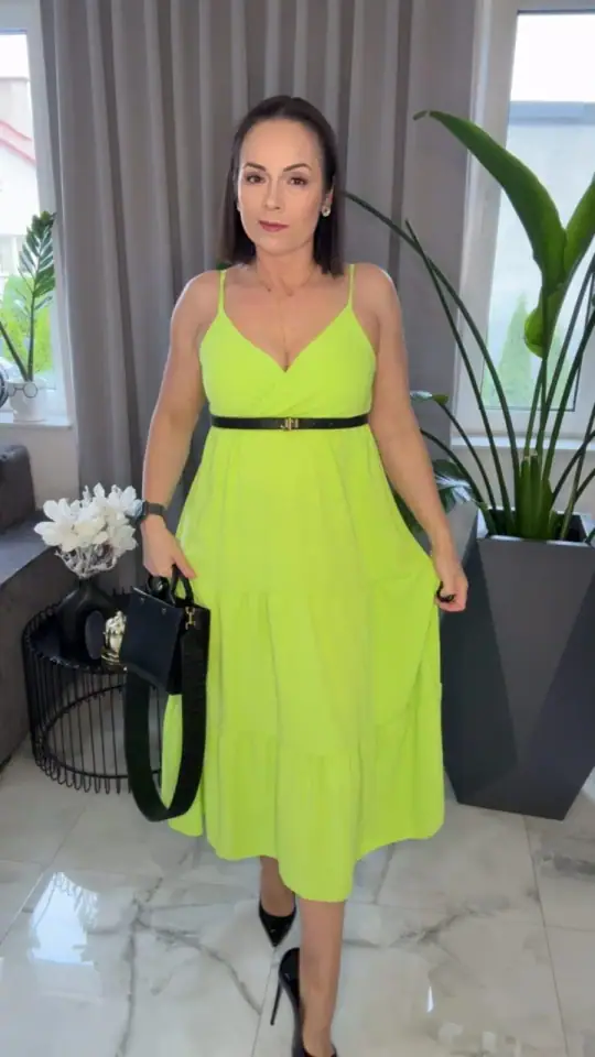 Sukienka letnia na ramiączkach neon, zdjęcie 1 z 2 – odzież damska Victoria Fashion