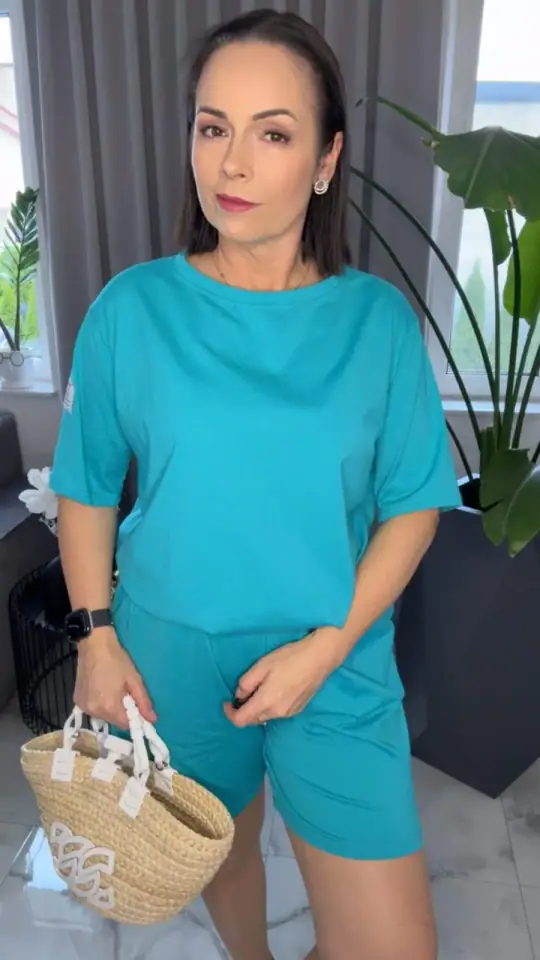 Komplet letni niebieski bluzka kolarki, zdjęcie 1 z 2 – odzież damska Victoria Fashion