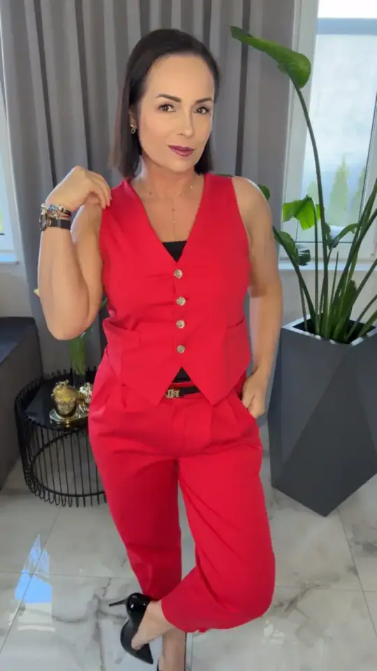 Komplet czerwony elegancki kamizelka ze spodniami, zdjęcie 2 z 2 – odzież damska Victoria Fashion