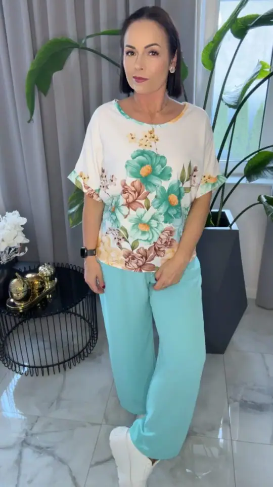 Komplet letni elegancki lazurowy, zdjęcie 1 z 2 – odzież damska Victoria Fashion