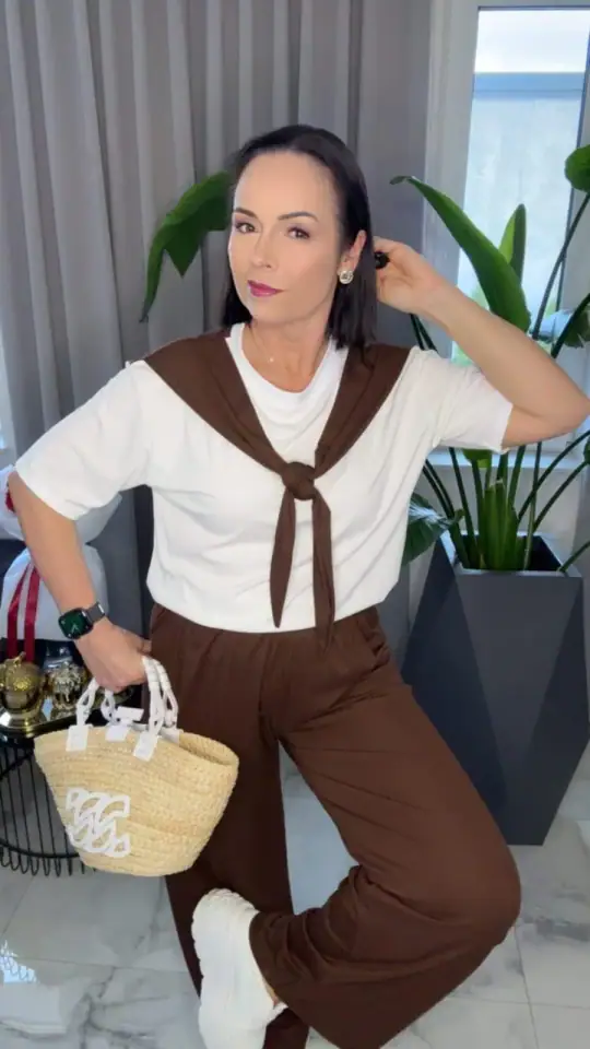 Dres brązowy elegancki komplet wygodny, zdjęcie 1 z 2 – odzież damska Victoria Fashion