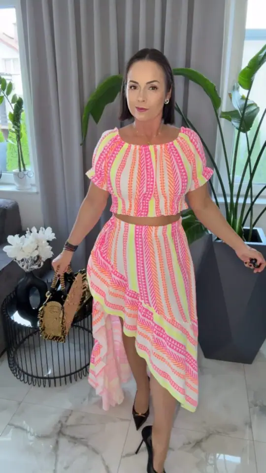 Komplet letni muślinowy neonowy top ze spódnicą, zdjęcie 1 z 2 – odzież damska Victoria Fashion