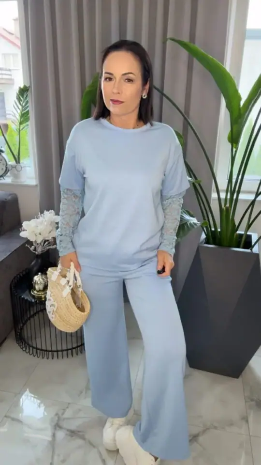 Dres błękitny z koronką komplet rewelacyjny, zdjęcie 1 z 2 – odzież damska Victoria Fashion