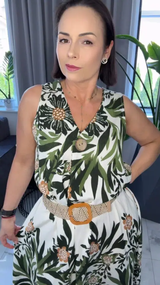 Sukienka elegancka bez rękawów piekna, zdjęcie 2 z 2 – odzież damska Victoria Fashion