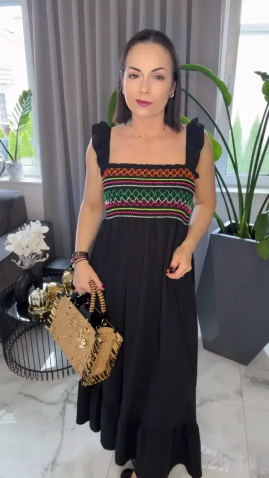 Sukienka czarna długa hiszpanka, zdjęcie 2 z 2 – odzież damska Victoria Fashion