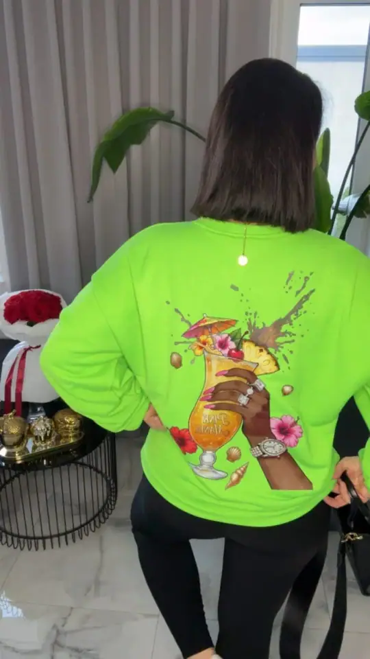 Bluza Pink Mania neon zieleń, zdjęcie 2 z 2 – odzież damska Victoria Fashion