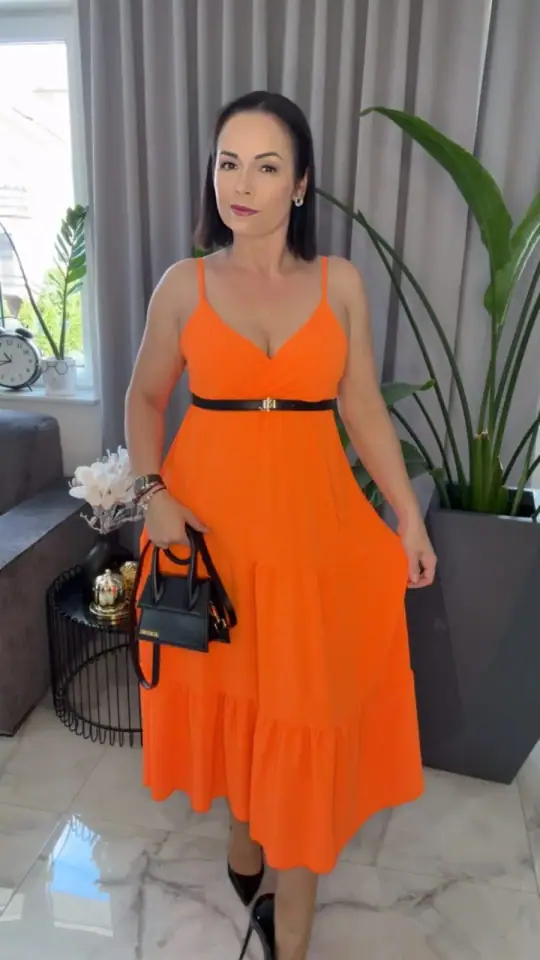 Sukienka letnia na ramiączkach neon pomarańcz, zdjęcie 1 z 2 – odzież damska Victoria Fashion
