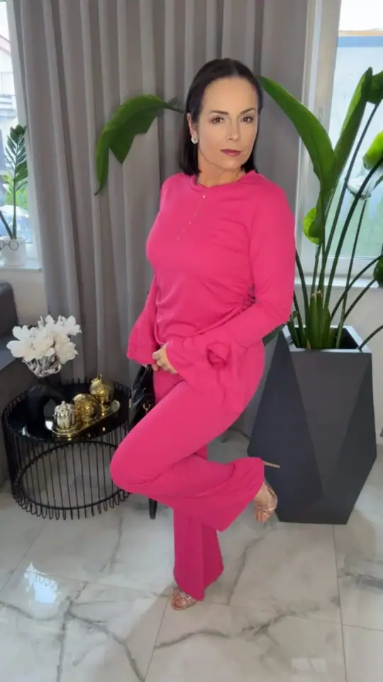 Komplet różowy elegancki wygodny, zdjęcie 2 z 2 – odzież damska Victoria Fashion