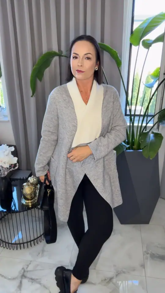 Kardigan szary narzutka z kieszeniami, zdjęcie 2 z 2 – odzież damska Victoria Fashion