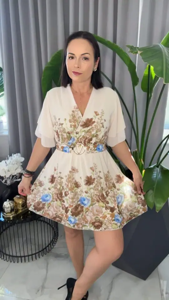 Sukienka letnia beżowa elegancka z paskiem, zdjęcie 1 z 2 – odzież damska Victoria Fashion