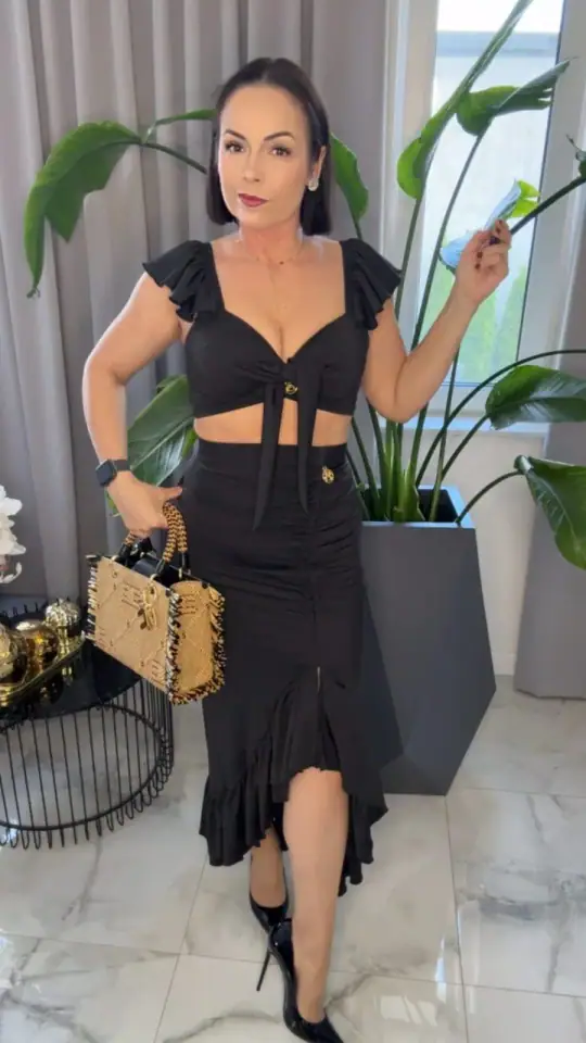 Komplet czarny Lola Bianka, zdjęcie 1 z 2 – odzież damska Victoria Fashion