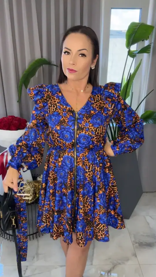Sukienka Lola Bianka chabrowa panterka, zdjęcie 2 z 2 – odzież damska Victoria Fashion