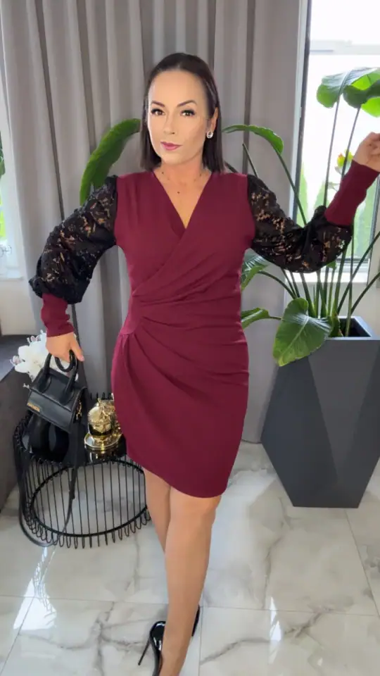 Sukienka bordowa elegancka z koronką, zdjęcie 2 z 2 – odzież damska Victoria Fashion