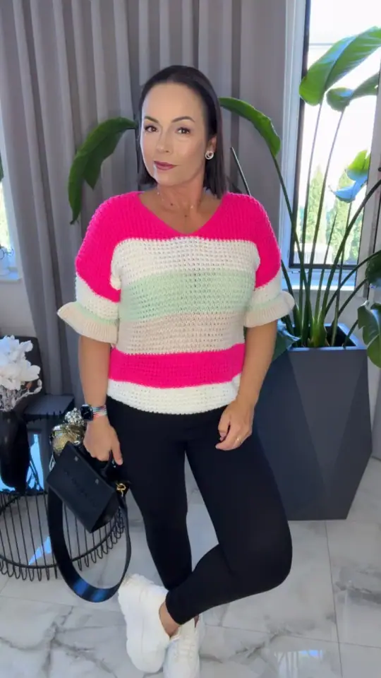 Sweter mięciutki krótki rękaw, zdjęcie 1 z 2 – odzież damska Victoria Fashion