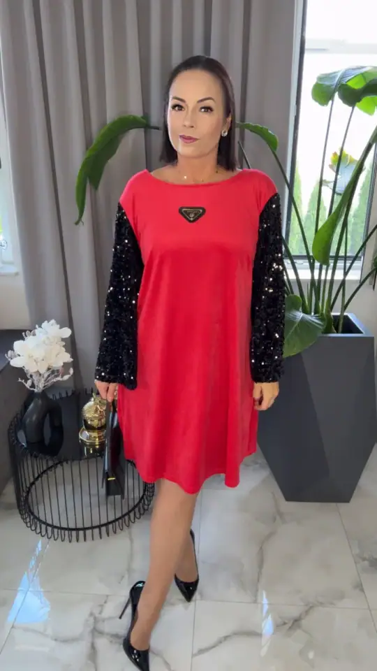 Sukienka Lola Bianka czerwona welurowa, zdjęcie 1 z 2 – odzież damska Victoria Fashion