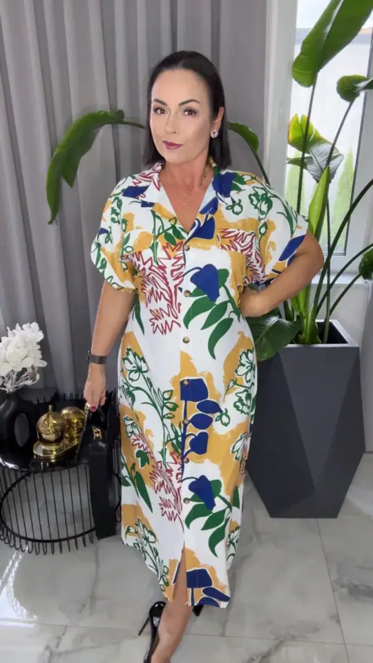 Sukienka w kwiaty z paskiem elegancka, zdjęcie 1 z 2 – odzież damska Victoria Fashion