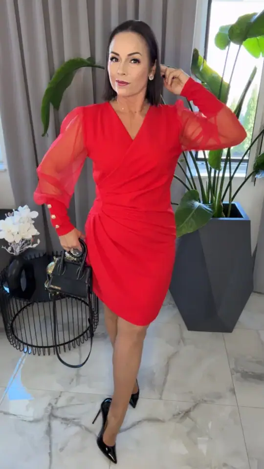 Sukienka czerwona elegancka z tiulem, zdjęcie 2 z 2 – odzież damska Victoria Fashion
