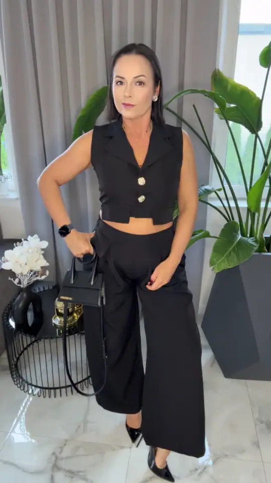 Komplet czarny elegancki kamizelka i spodnie, zdjęcie 1 z 2 – odzież damska Victoria Fashion