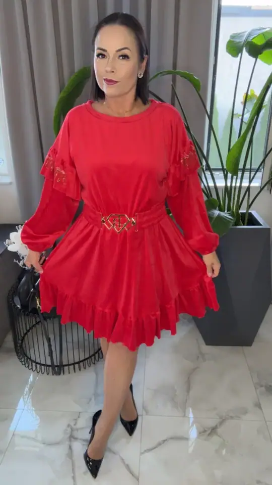 Sukienka Lola Bianka welurowa czerwona, zdjęcie 1 z 2 – odzież damska Victoria Fashion