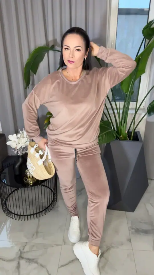 Dres welurowy fango wygodny komplet, zdjęcie 1 z 2 – odzież damska Victoria Fashion