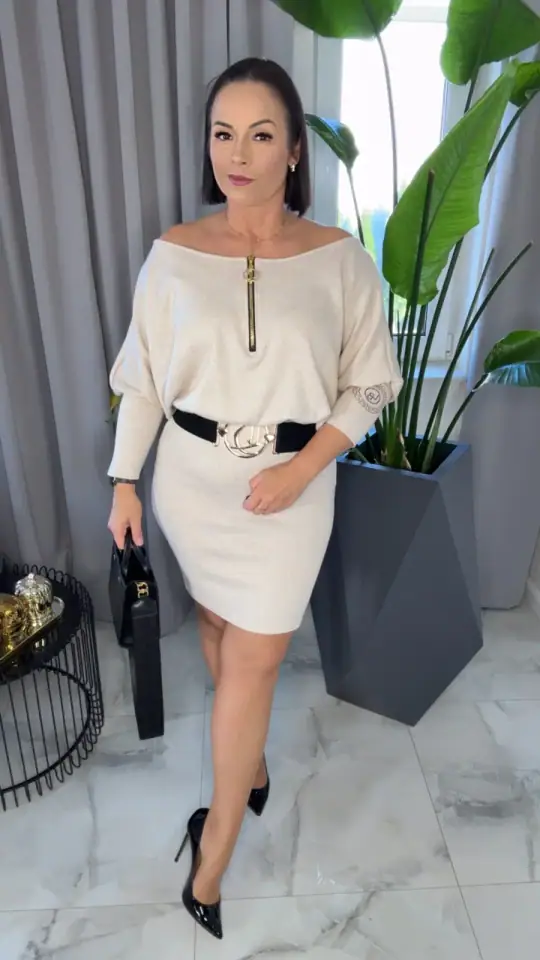 Sukienka beżowa Lola Bianka dzianinowa, zdjęcie 1 z 2 – odzież damska Victoria Fashion