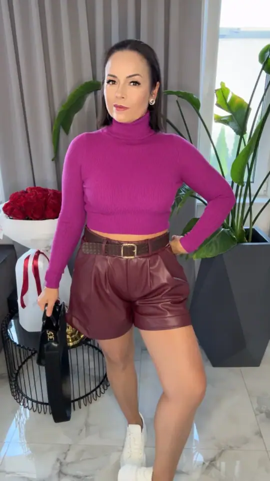 Sweter fioletowy golf krótki, zdjęcie 1 z 2 – odzież damska Victoria Fashion