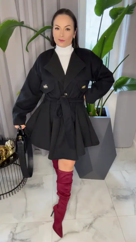 Płaszcz Pink Mania Lola Bianka czarny piękny, zdjęcie 1 z 2 – odzież damska Victoria Fashion
