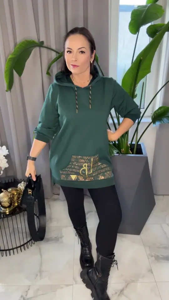 Bluza zielona Lola Bianka tunika dresowa, zdjęcie 1 z 2 – odzież damska Victoria Fashion