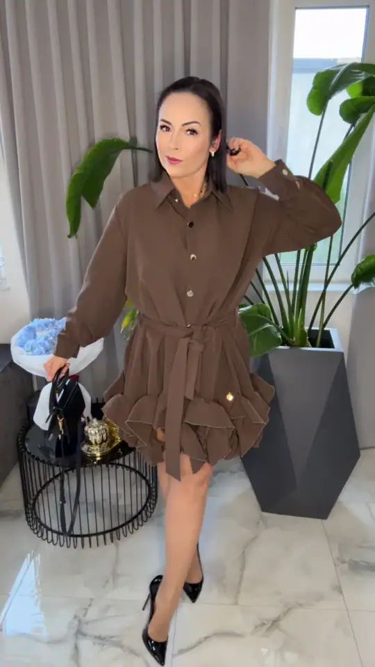 Sukienka brązowa Lola Bianka elegancka, zdjęcie 1 z 2 – odzież damska Victoria Fashion