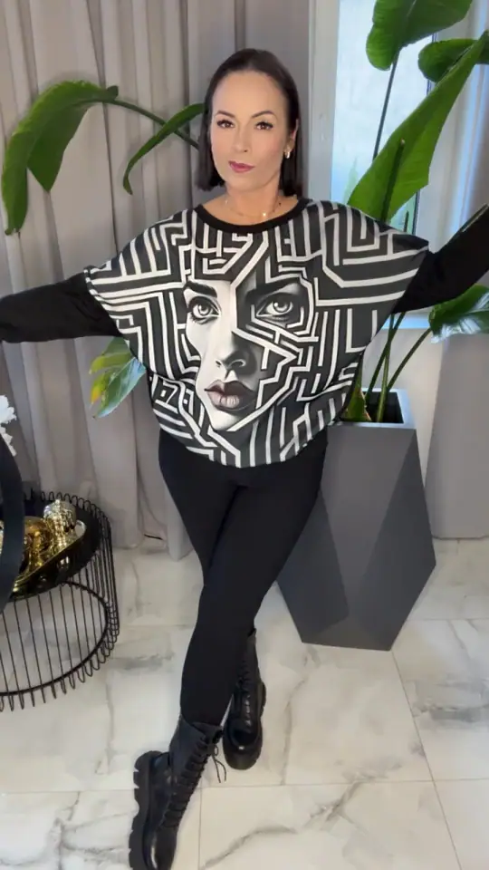 Bluzka kobieta 3d cieniutka elegancka, zdjęcie 2 z 2 – odzież damska Victoria Fashion