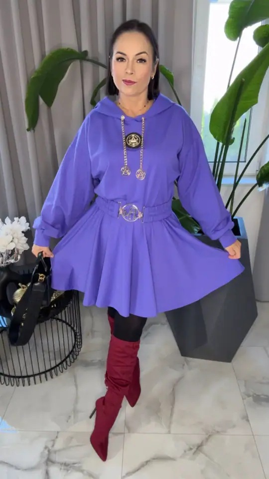 Sukienka fioletowa Pink Mania dresowa piękna, Lola Bianka, zdjęcie 2 z 2 – odzież damska Victoria Fashion